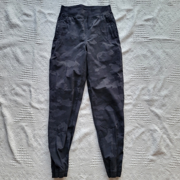 Lululemon Adapted State High-Rise Jogger *28" - Picture 2 of 12